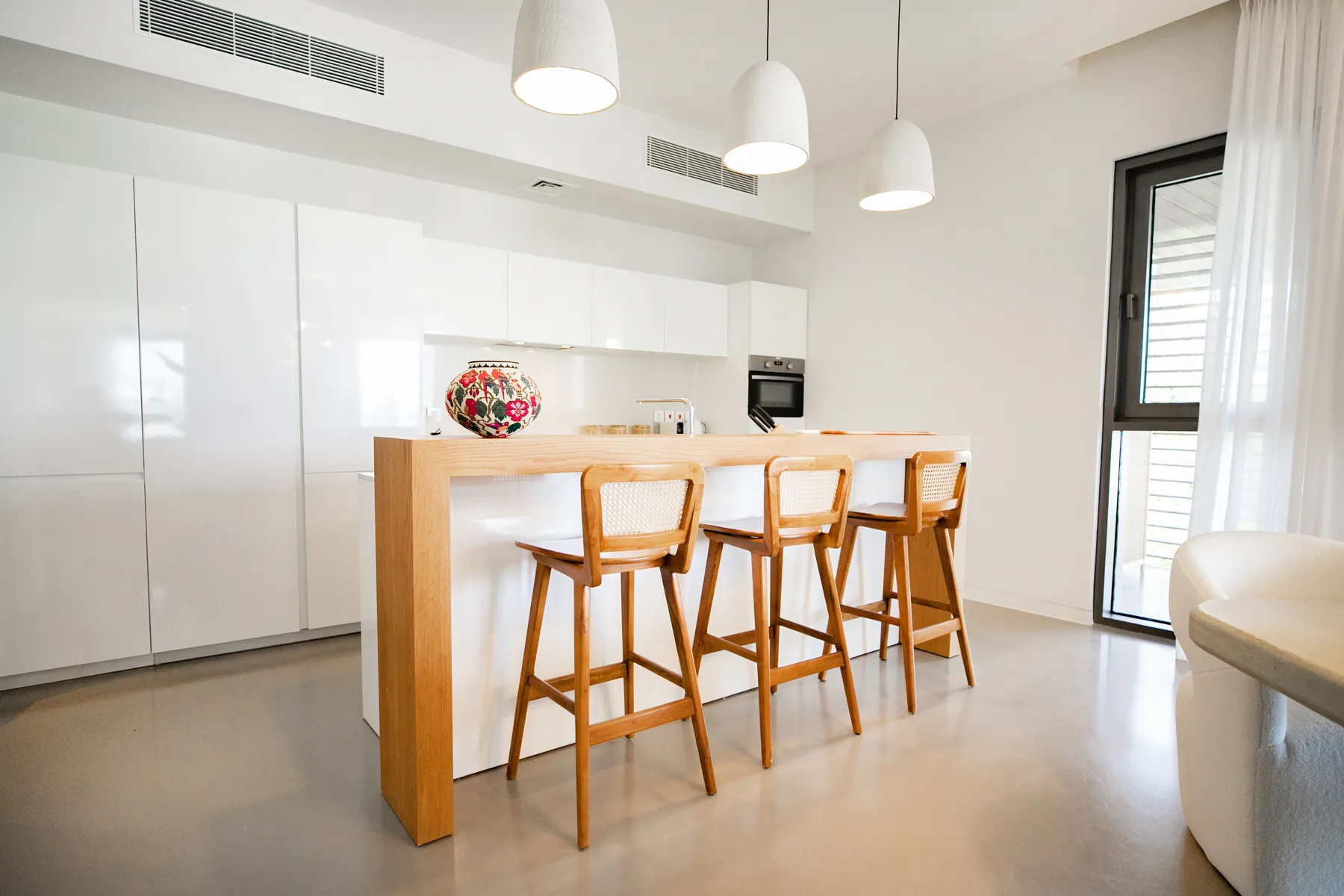 Custom Joinery in Dubai: Wardrobes, Kitchens and Built-Ins That Last